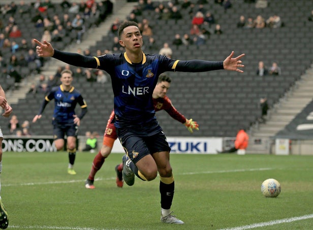 พนันออนไลน์UFABET ( ยูฟ่าเบท )